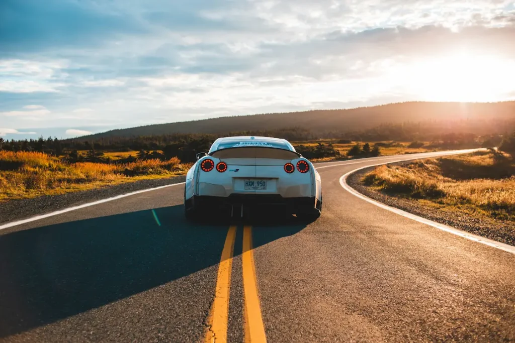 CAR MOVES FAST FROM LOCK R US LOCKSMITH