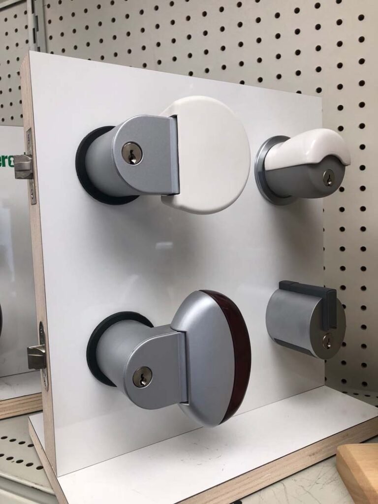 Commercial locksmith service for a storefront door in St. Louis County